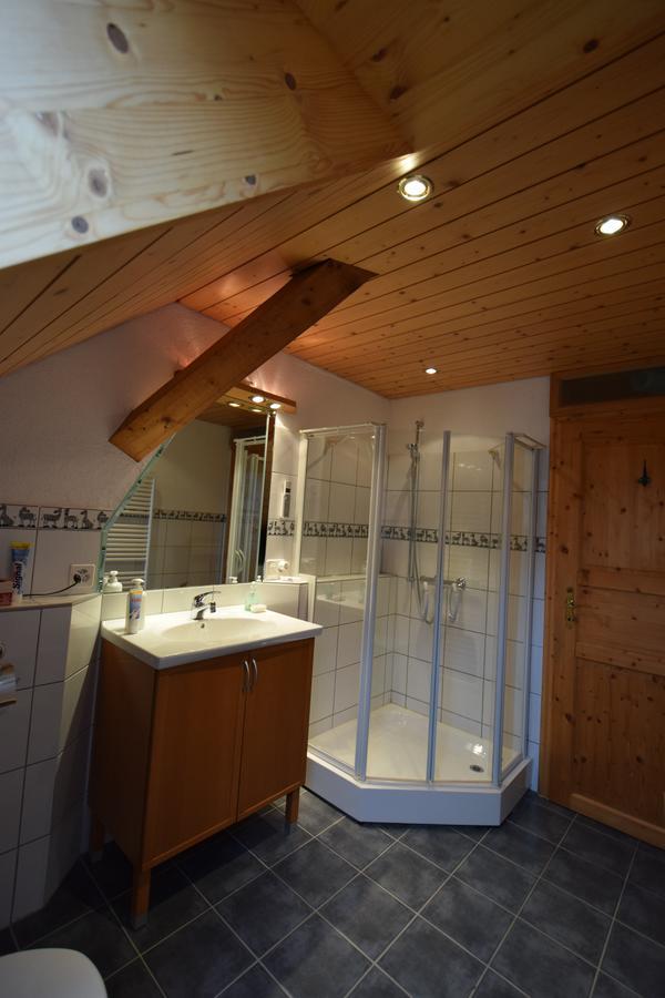 Bed & Breakfast Im Chellhof Benken  Exterior photo