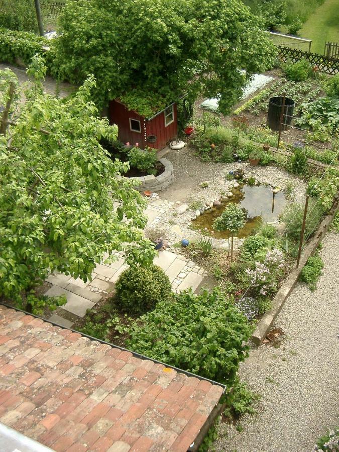 Bed & Breakfast Im Chellhof Benken  Exterior photo